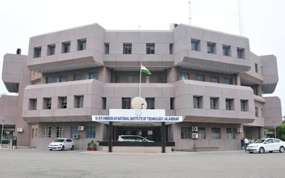 एनआईटी जालंधर के छात्रों का कमाल, डिजिटल नवाचारों से बदल रही कैंपस की तस्वीर