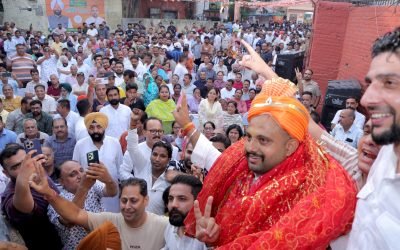 आशीर्वाद समारोह ने धारण किया विशाल रैली का रूप, हजारों कार्यकर्ताओं और शहरवासियों ने दिया अशोक सरीन हिक्की को आशीर्वाद