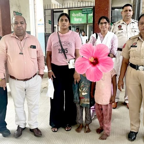 बाल भिक्षा रोकू टास्क फोर्स द्वारा छापेमारी, भीख मांगती दो बच्चियों को छुड़ाया