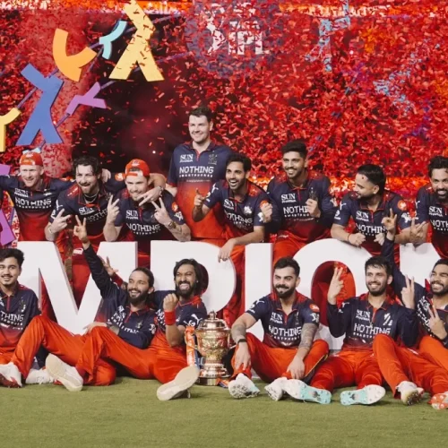 RCB की ऐतिहासिक जीत के बाद क्या बेंगलुरु में निकलेगी विक्ट्री परेड? फ्रेंचाइजी ने दिया बड़ा अपडेट